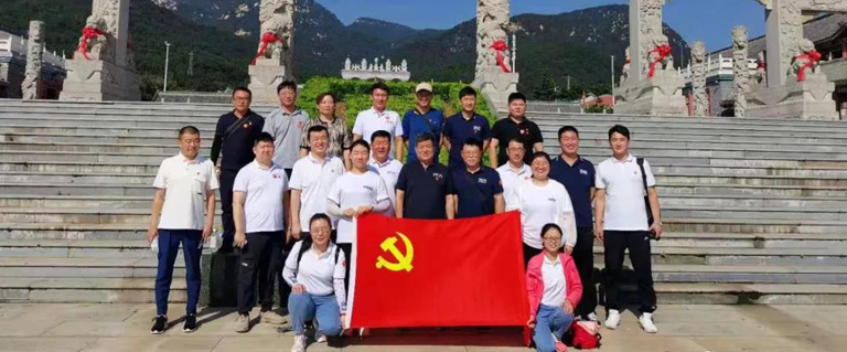 追尋黨的足跡  續寫奮進使命（mìng）